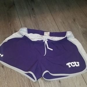 Medium Under Armour TCU shorts
